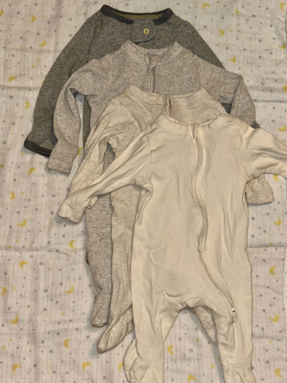 LOT Newborn Neutral Footie Zippy Pajamas